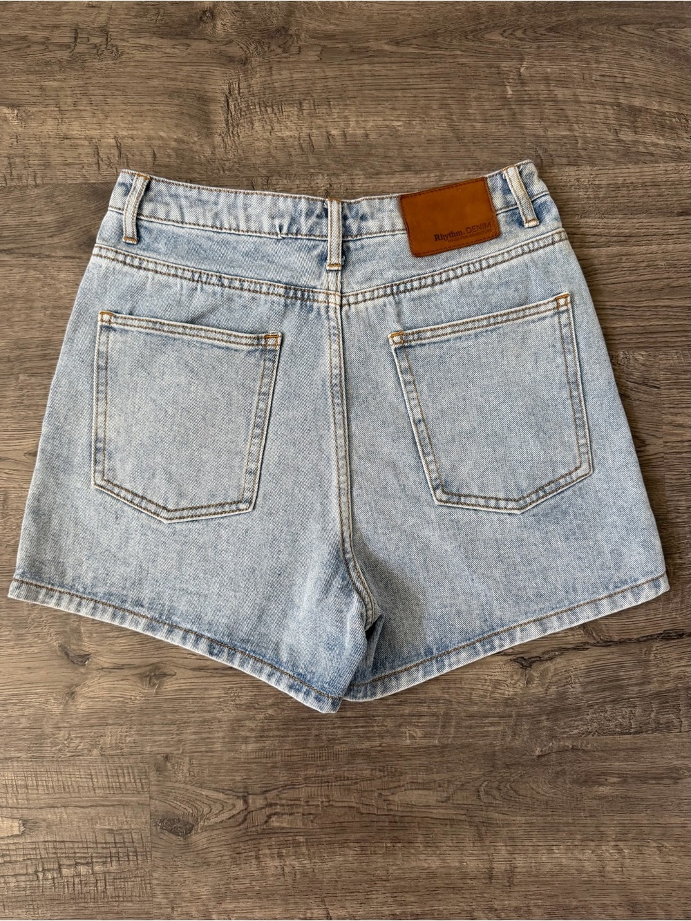 Rhythm Classics Light Wash Denim Shorts High Rise Size 4 Casual - Picture 3 of 11